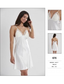 Pierre Cardin Ecru Short Nightgown 670