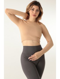 002-000106 DoReMi Long Sleeve Crew Neck Ribbed Crop Camel